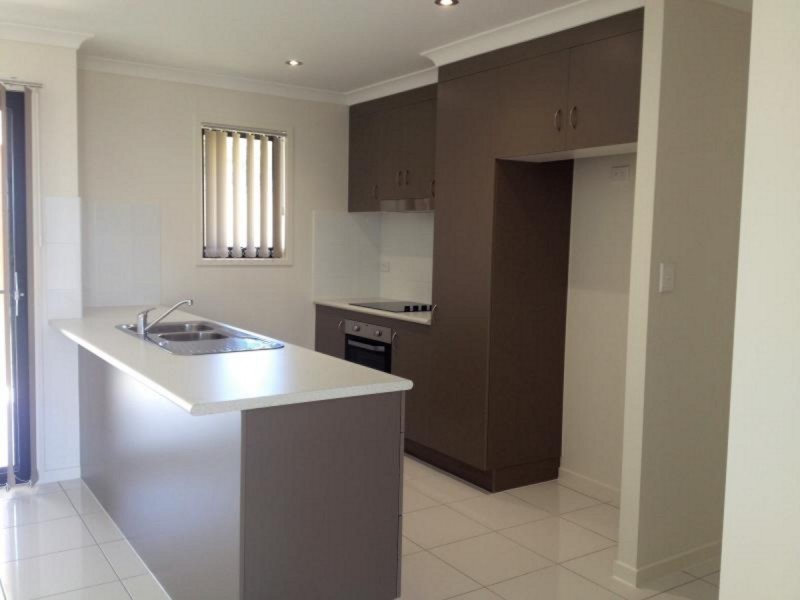 13 Florida Crescent, Parkhurst QLD 4702